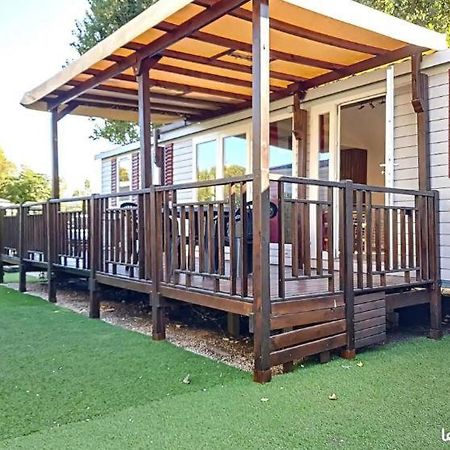 Le Moorea Mobilhome Camping Le Montourey 4 Etoiles Фрежус Екстер'єр фото