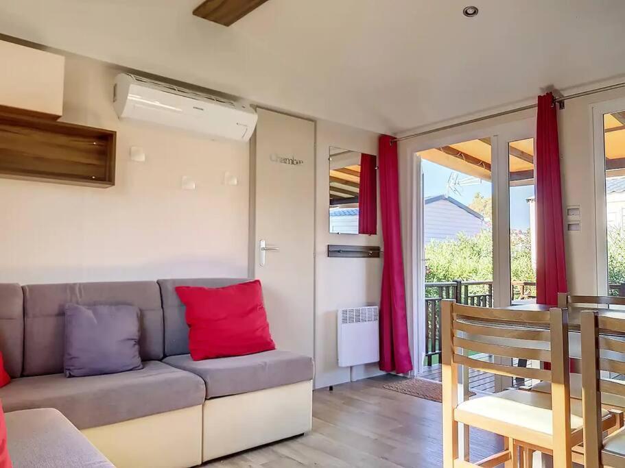 Le Moorea Mobilhome Camping Le Montourey 4 Etoiles Фрежус Екстер'єр фото